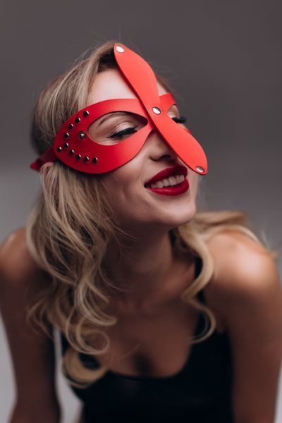 Маска Candy Hero МD2 червона екошкіра MD2-поліуретан/RED фото